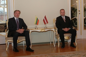 Saeimas priekšsēdētājs tiekas ar Lietuvas ārlietu ministru